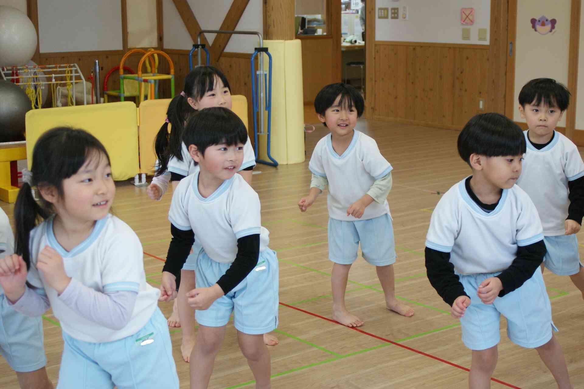 新しいダンスに挑戦！