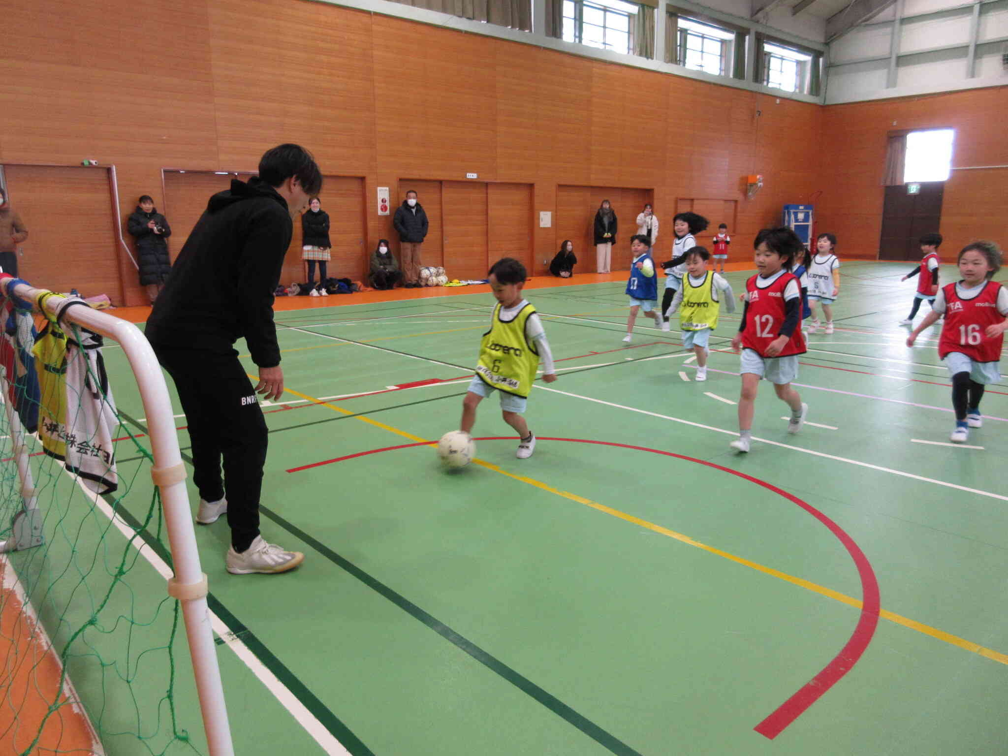 サッカー教室に参加しました(４・５歳児）