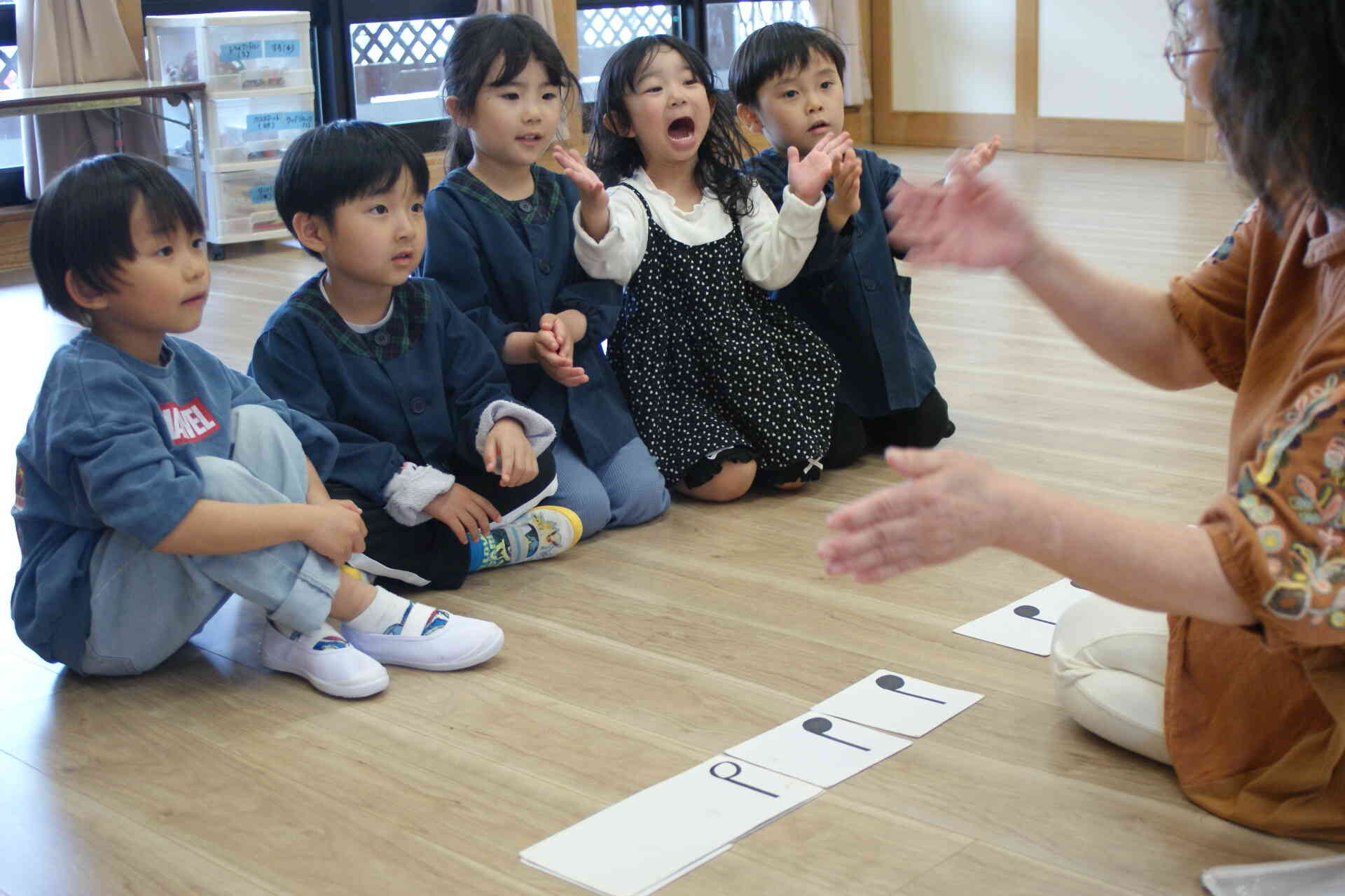 リトミック教室楽しいよ♪（５歳児）