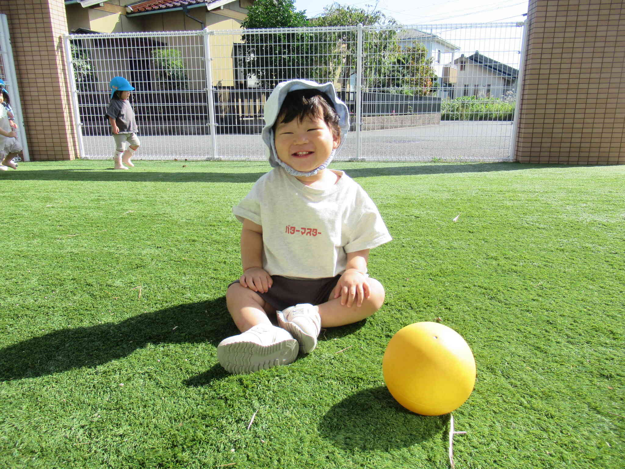 ボール、まてまて…