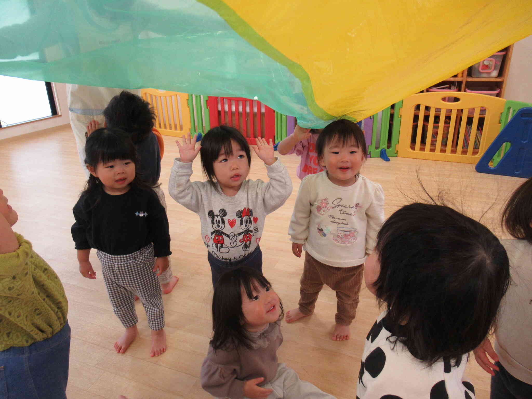 みんなで楽しいね♪（1歳児）