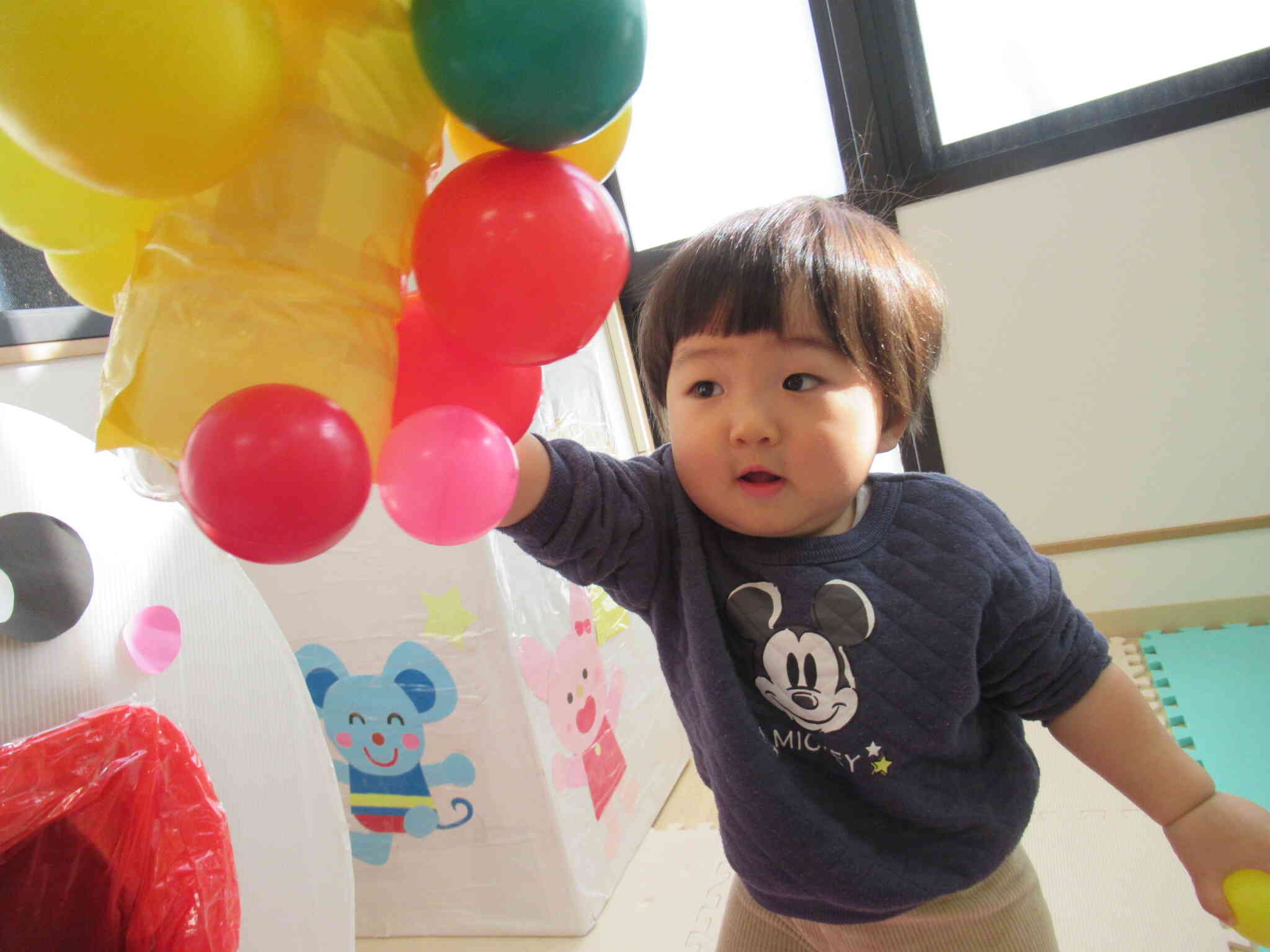 もぎもぎボール（０歳児）