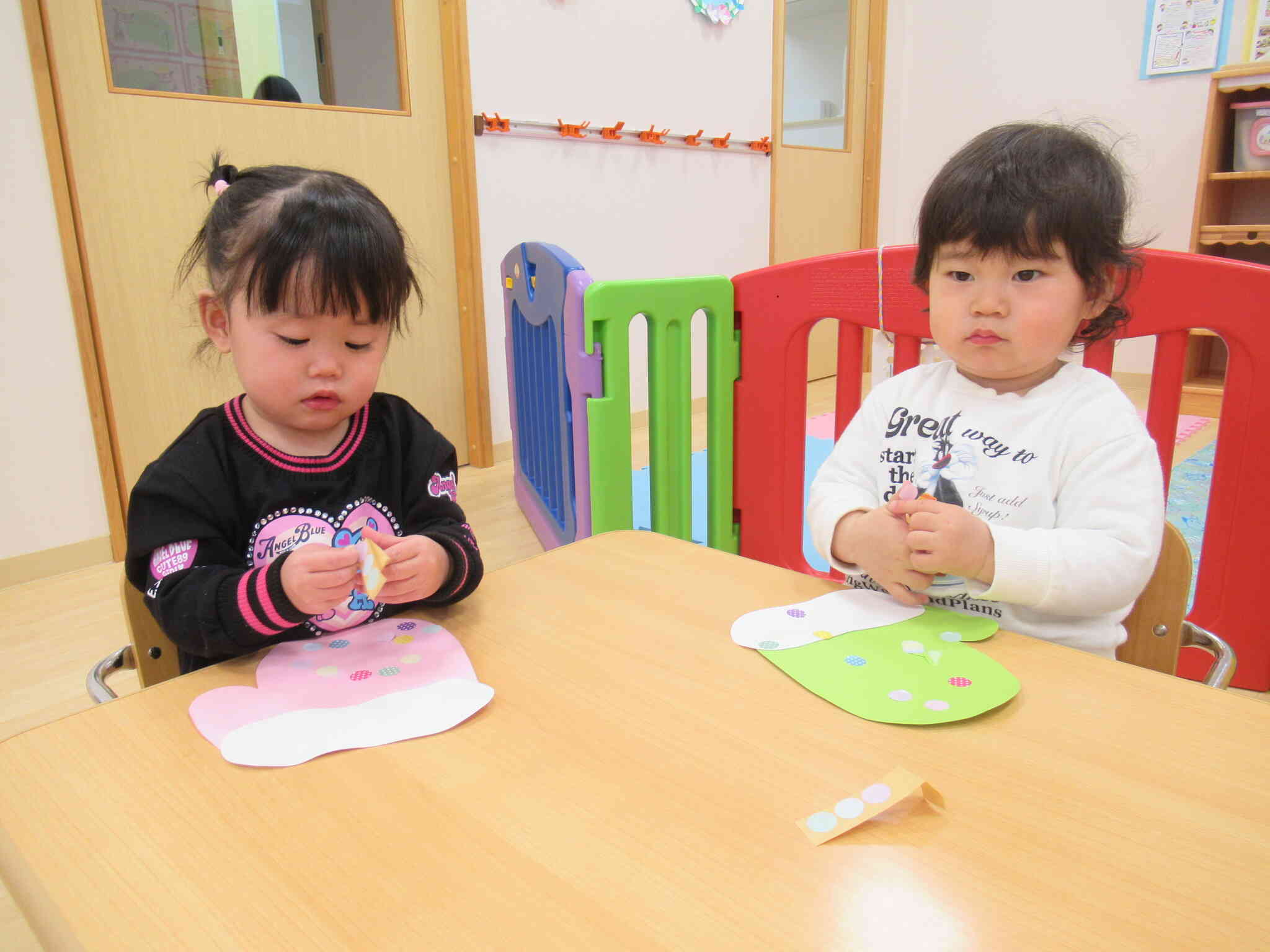 器用に指先を使うことが出来るようになってきました。